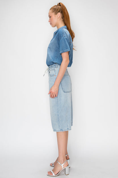 High Rise Relaxed Tapered Jorts Jeans view 9 - High-Waisted - High Rise Jorts Women (bottom)