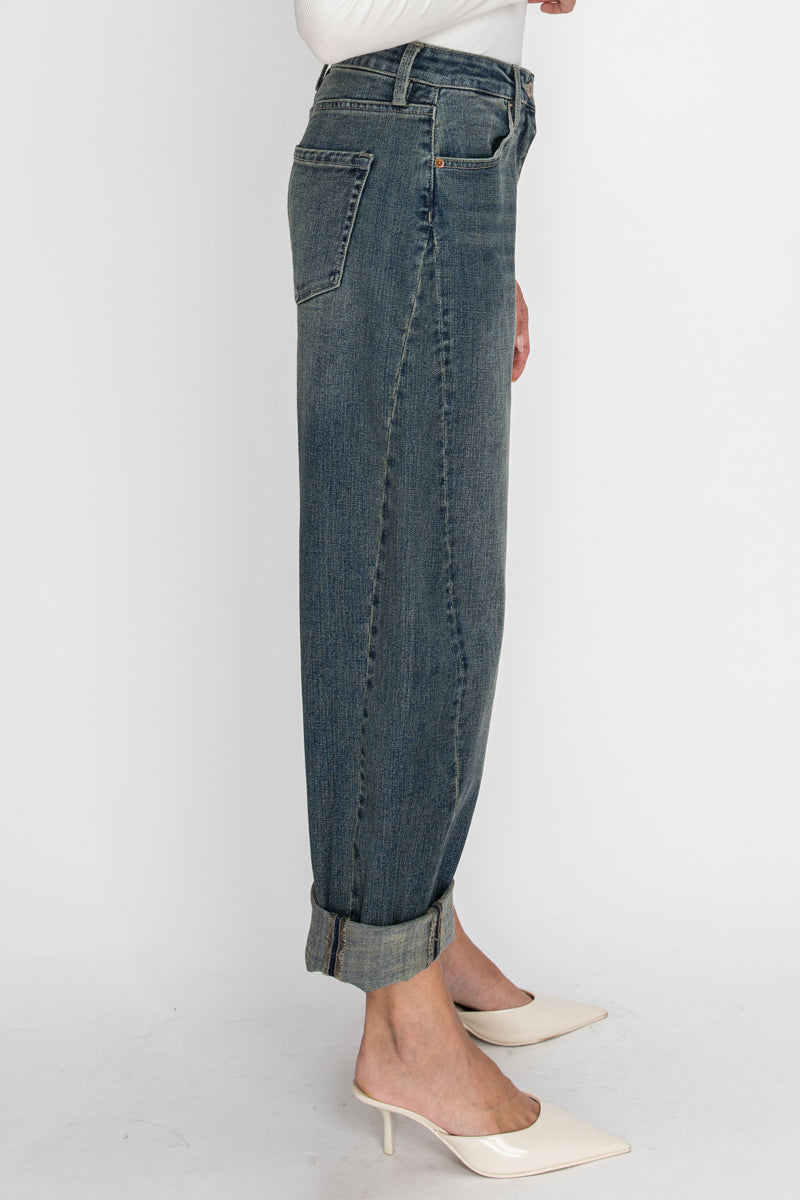 High Rise Relaxed Tinted Barrel Jeans in TINTED DARK view 5 - High-Waisted - High Rise Jeans Women (bottom)