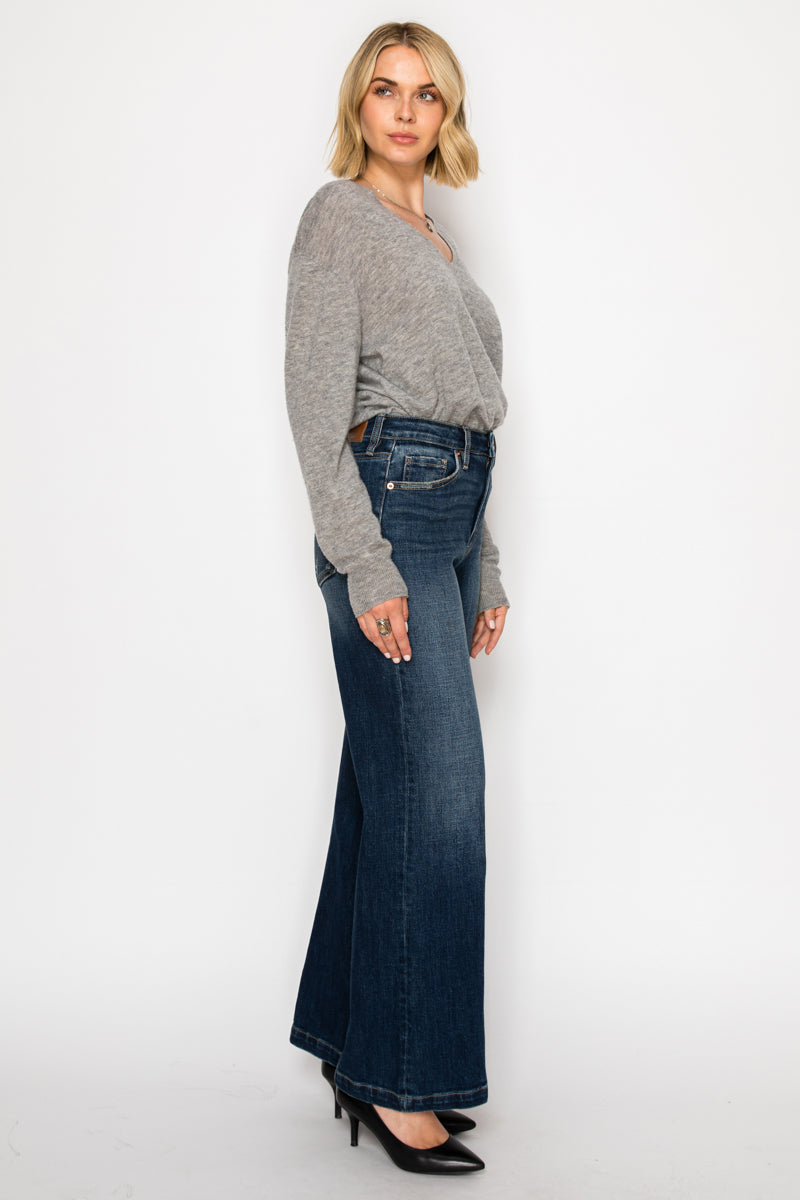 Hybrid Stretch Ripped Ultra High Rise Relaxed Flare Jeans in 11 (29) view 6 - High-Waisted - Hybrid Jeans Stretch