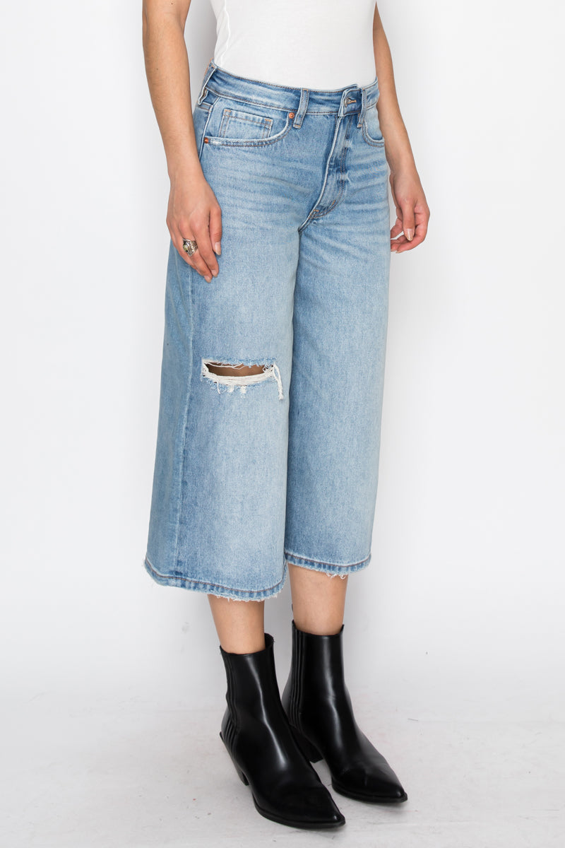 *hybrid Style* Ultra High Rise Relaxed Jort Jeans in L view 3 - High-Waisted (bottom)