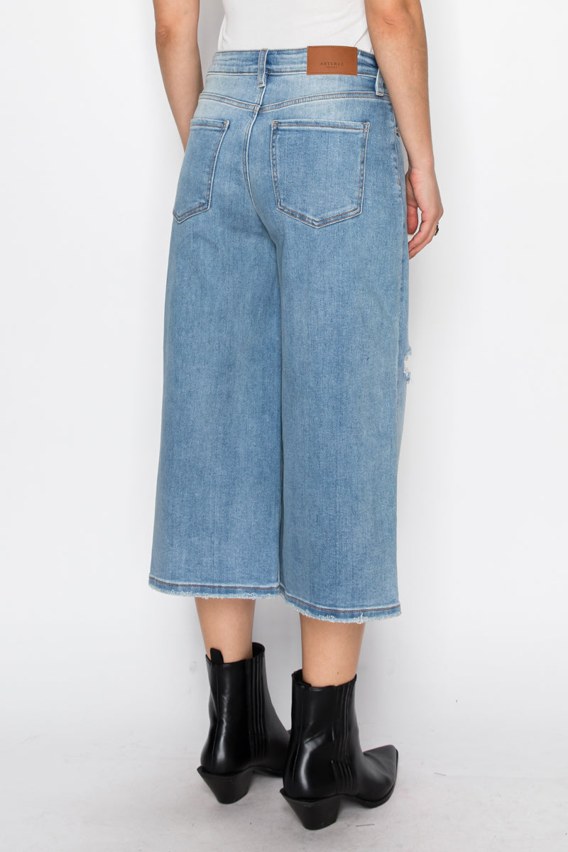 *hybrid Style* Ultra High Rise Relaxed Jort Jeans view 5 - High-Waisted (bottom)