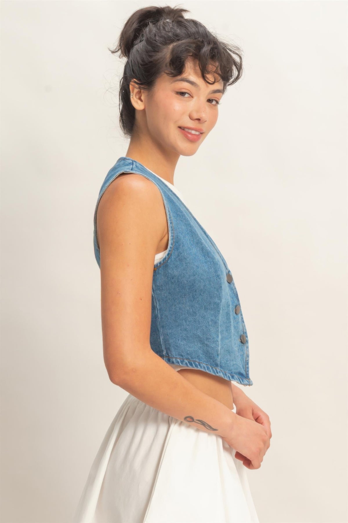 Hyfve V-neck Sleeveless Denim Vest - MeeeShop Women's Fashion