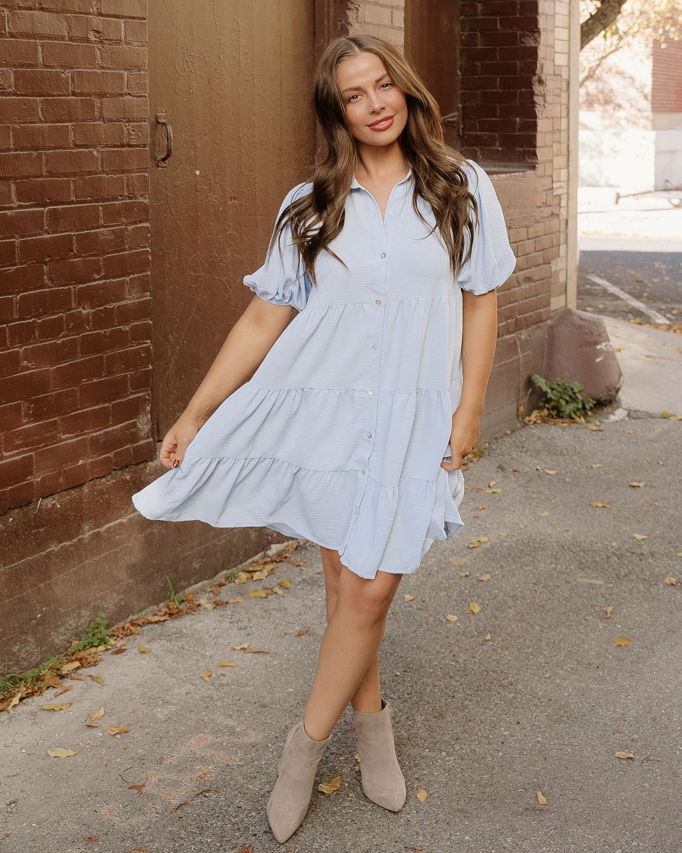 Indie & Co. Mimi Tiered Shift Dress in Beau Blue view 4 - Mini Tiered Dress