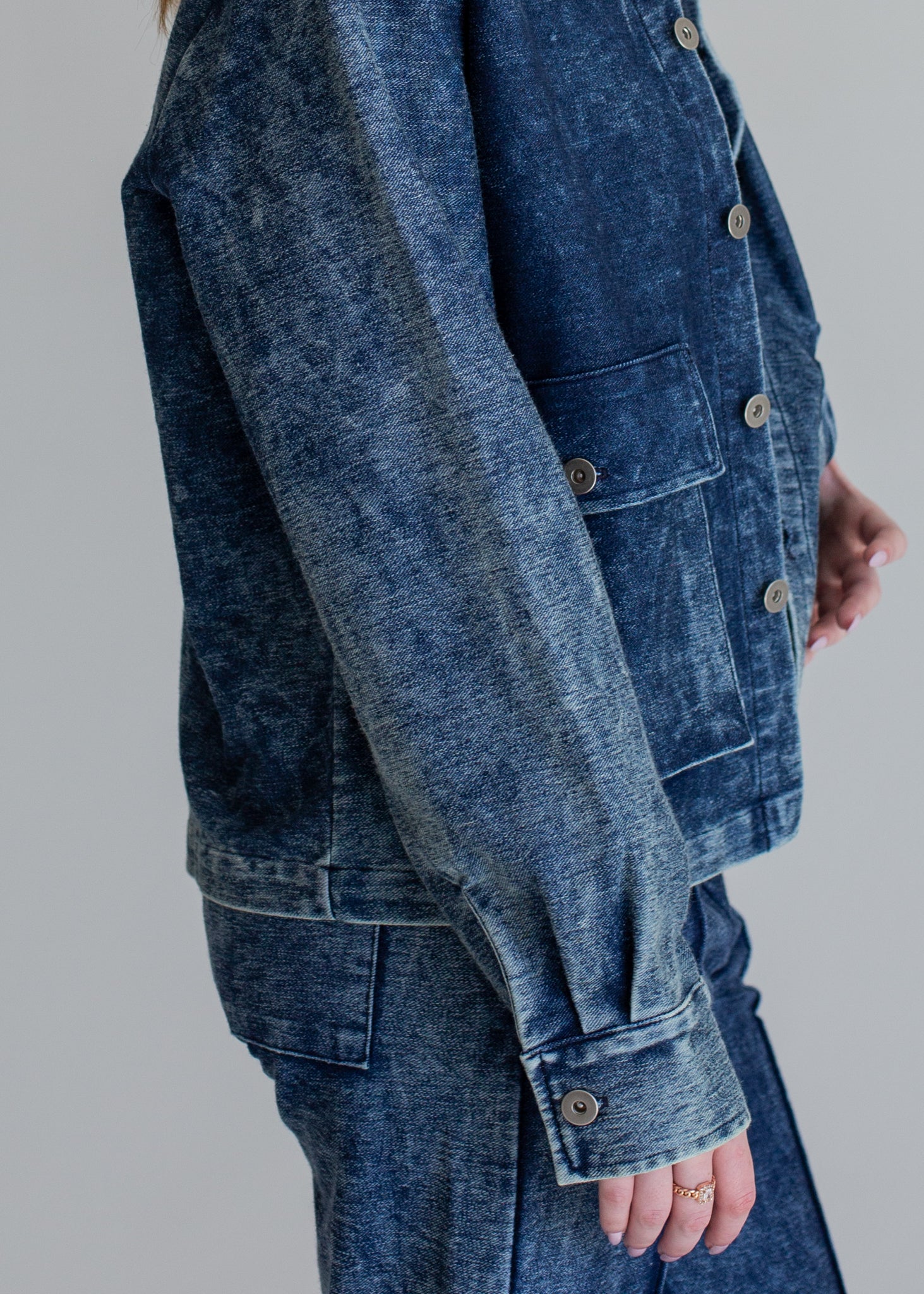 Indigo Worker's Jacket in XL view 8 - Casual Office Outfit - Indigo Work Jacket (layer)