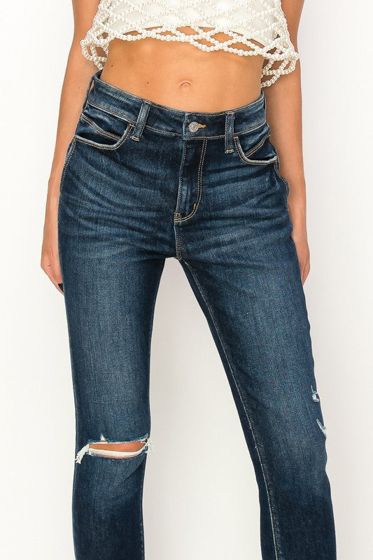 Iris High Rise Skinny Jeans in 9 (28) view 5 - High-Waisted (bottom)