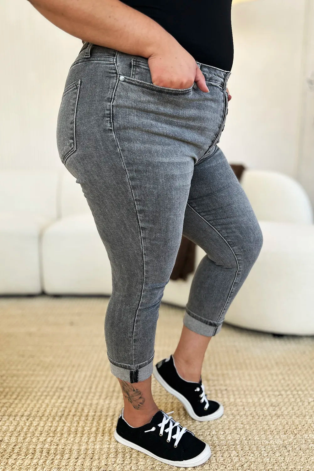 Judy Blue Full Size Button Fly High Waist Cuffed Capris - MeeeShop Women's Fashion