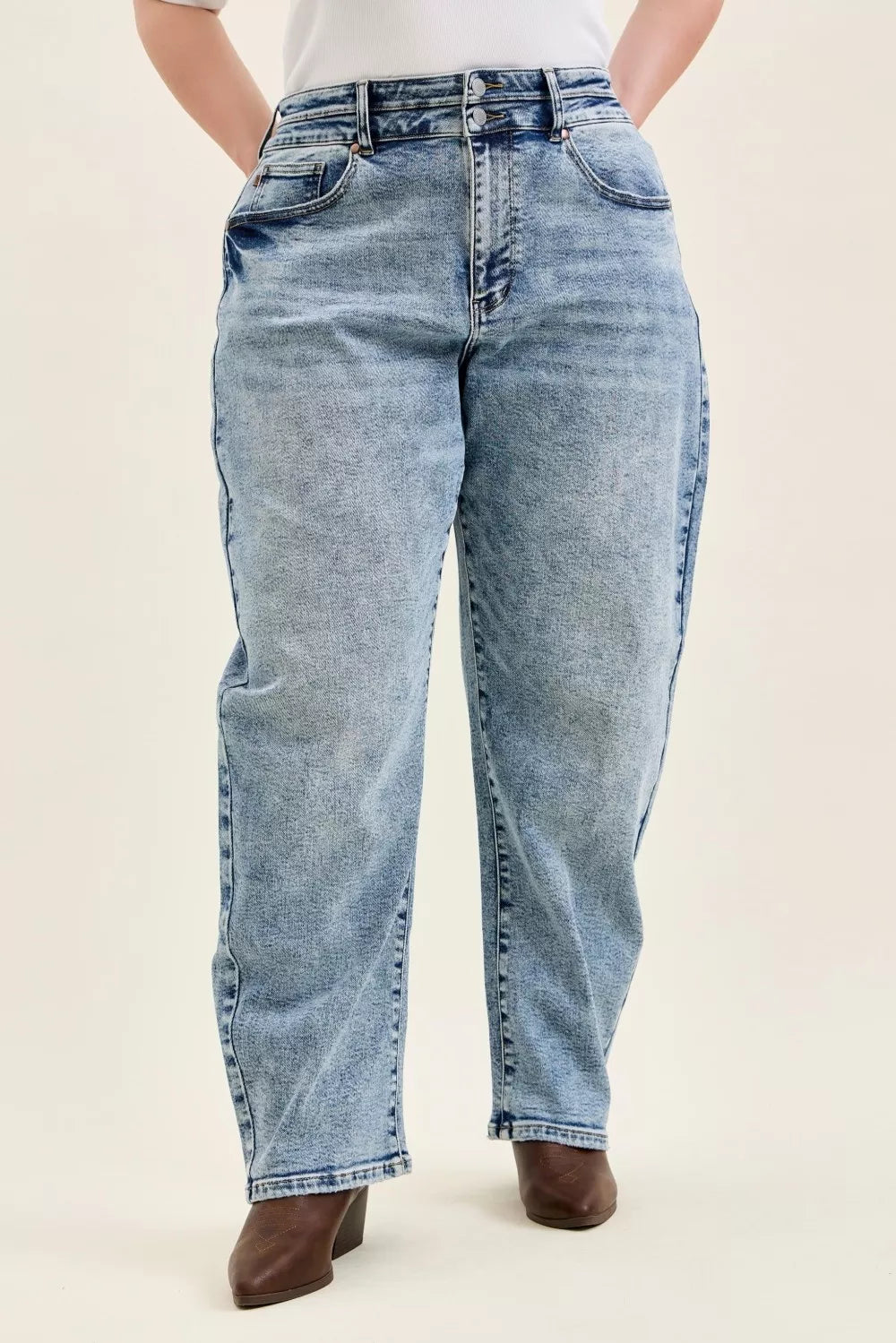 Judy Blue Full Size High Waist Marlow Arc Leg Jeans with Double Waistband plus Size in LT view 5 - High-Waisted