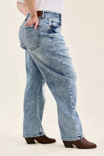 Judy Blue Full Size High Waist Marlow Arc Leg Jeans with Double Waistband plus Size in LT view 6 - High-Waisted