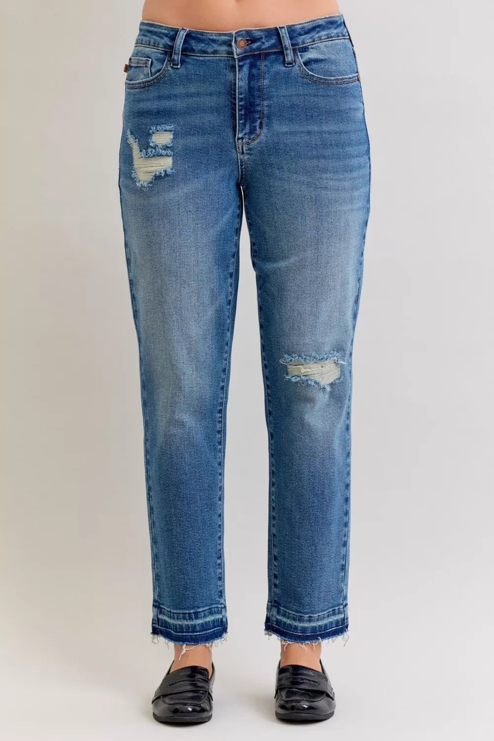 Judy Blue Full Size Mid Rise Bf Patch & Repair Destroy Release Hem Jeans plus Size - MeeeShop Women's Fashion