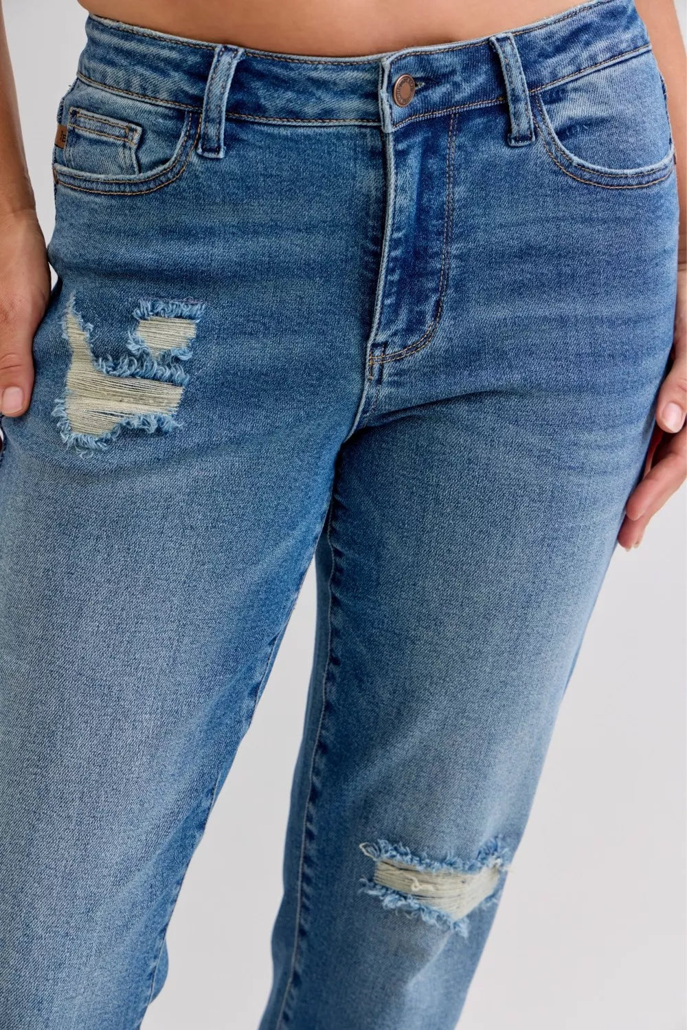Judy Blue Full Size Mid Rise Bf Patch & Repair Destroy Release Hem Jeans plus Size - MeeeShop Women's Fashion