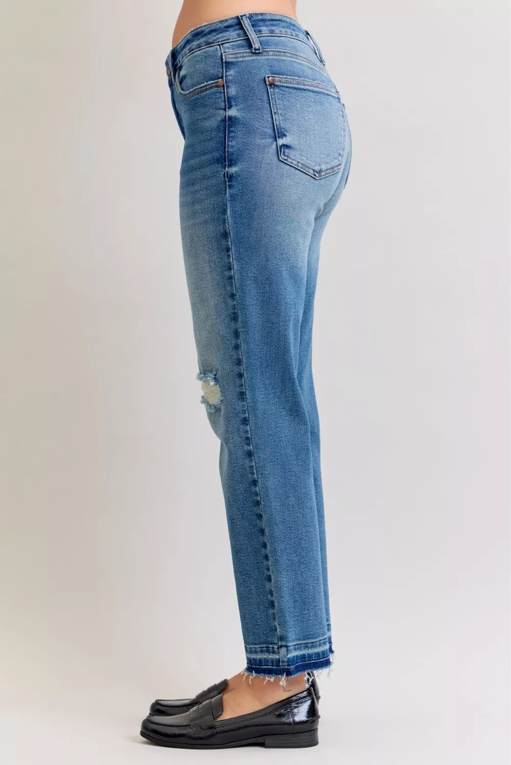 Judy Blue Full Size Mid Rise Bf Patch & Repair Destroy Release Hem Jeans plus Size - MeeeShop Women's Fashion