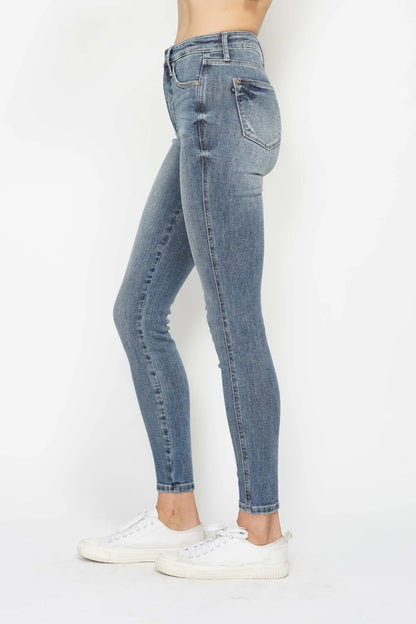 Judy Blue Full Size Tummy Control Contrast Wash Skinny Jeans in Medium view 3 - Curvy Fit - Judy Jeans (bottom)
