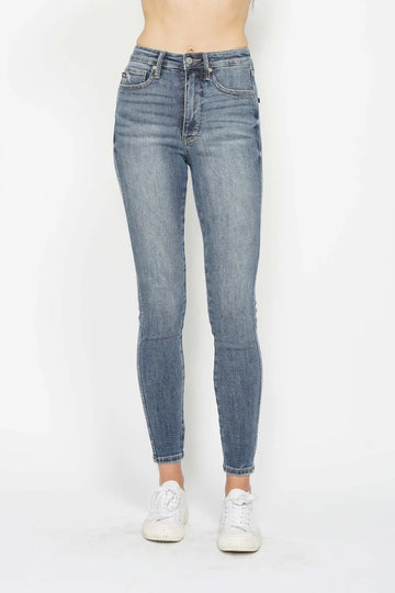 Judy Blue Full Size Tummy Control Contrast Wash Skinny Jeans - MeeeShop Women's Fashion