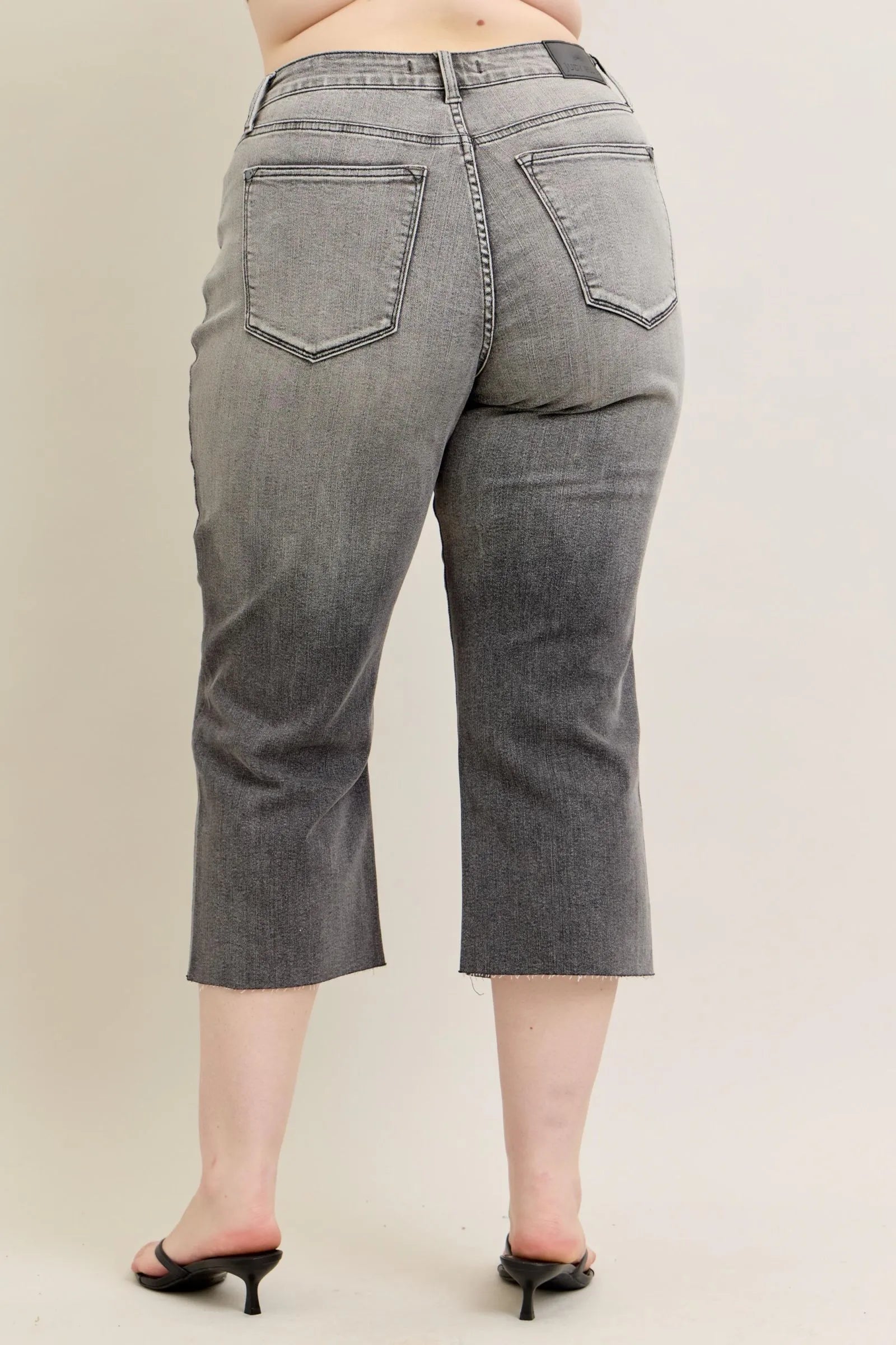 Judy Blue Full Size Wide Leg Capris Jeans plus Size in Gray view 6 - Curvy Fit - Judy Blue Wide Jeans (bottom)