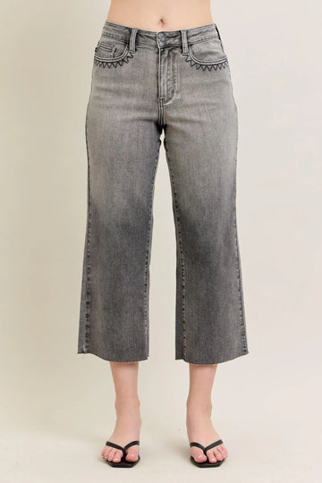 Judy Blue Full Size Wide Leg Capris Jeans plus Size - MeeeShop Women's Fashion