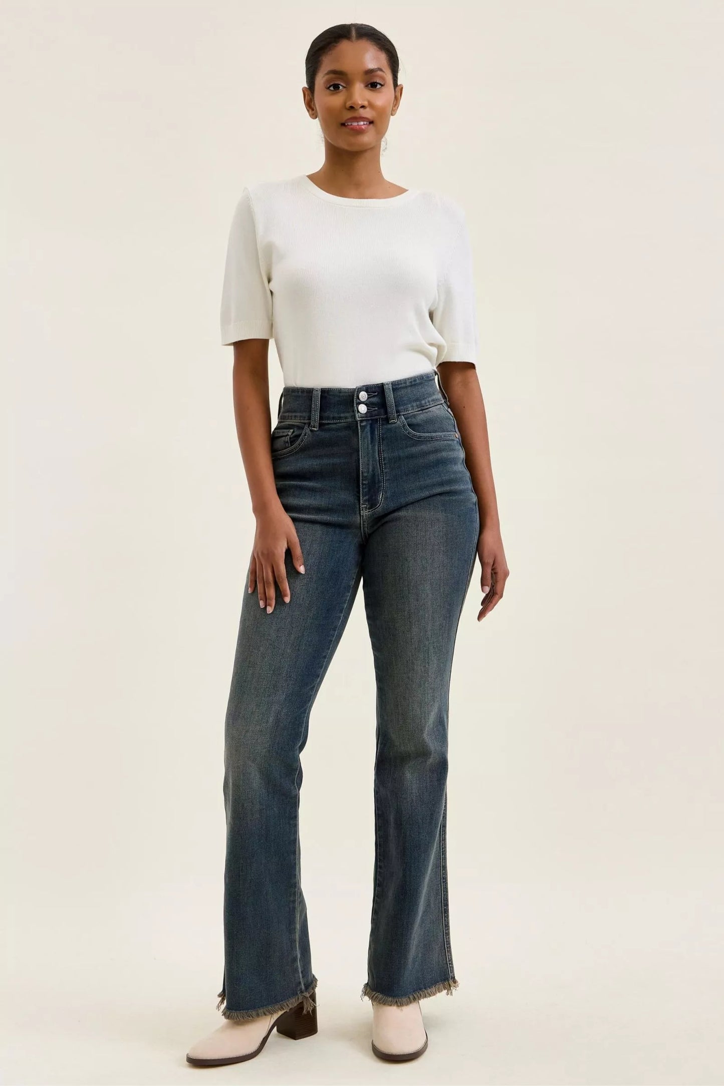 judy blue high Judy Blue High Waist Double Button Frayed Hem Jeans view 6 (bottom) - shop at us.meeeshop
