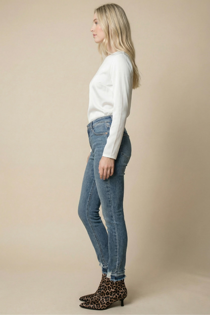 Katherine High Rise Crossover Skinny Jeans in 11 (29) view 6 - High-Waisted (bottom)