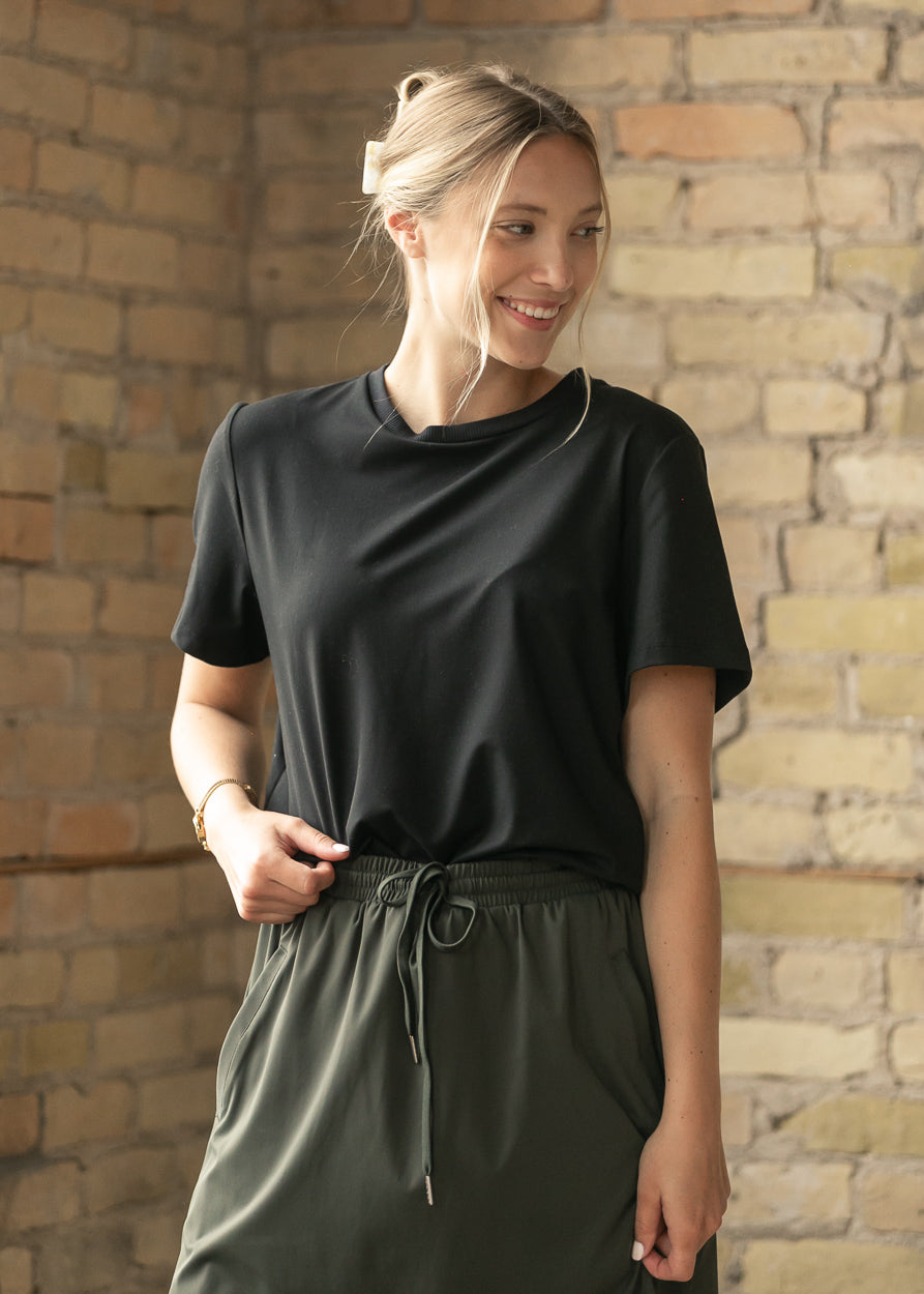 Kia Black Athletic Short Sleeve T-shirt in M view 3 - Kia Black T Shirt (top)