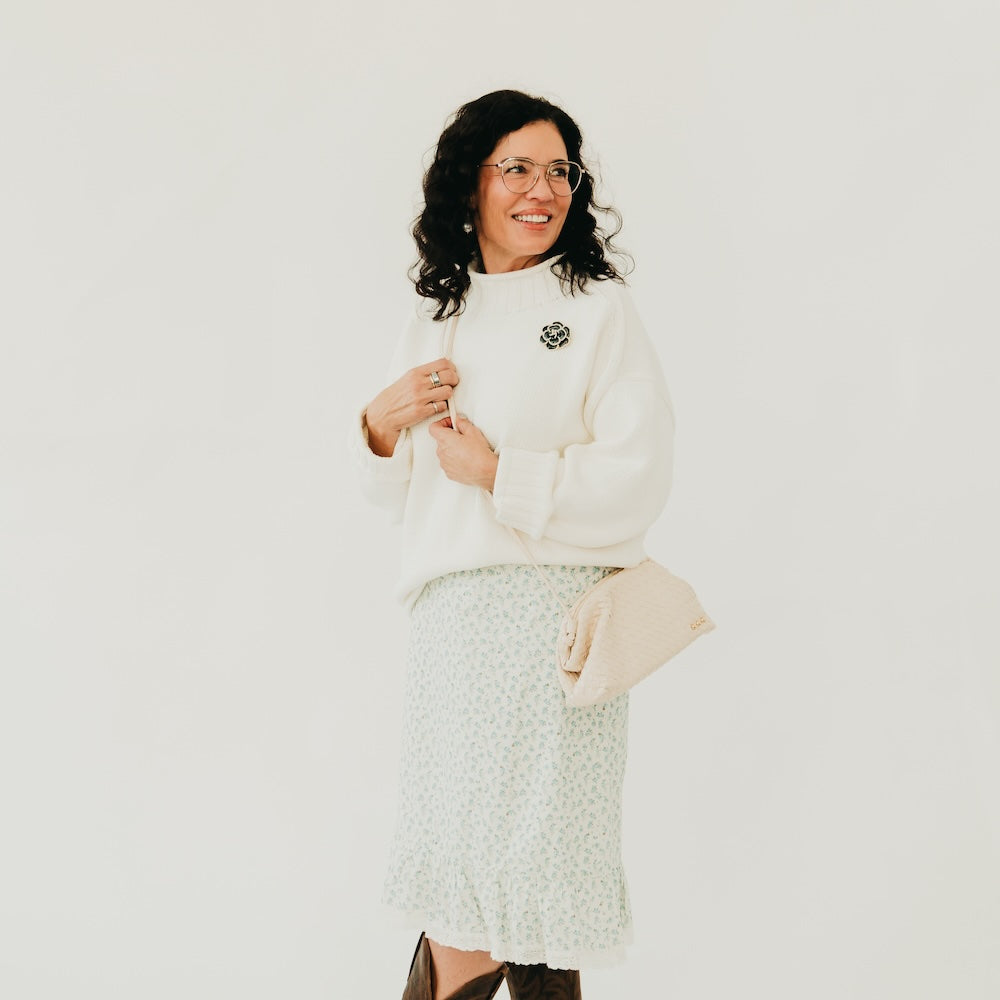 Lacy Woven Frame Crossbody Bag view 5 - Bag Crossbody