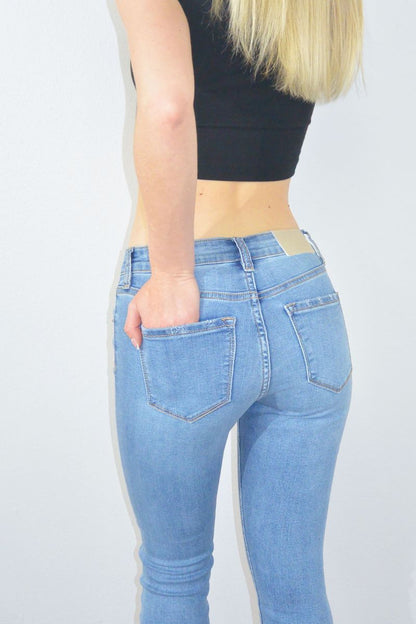 Lauren Mid Rise Capri with Frayed Hem Jeans view 9 - Ralph Lauren Jeans Mid Rise (bottom)
