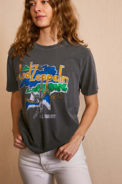 Led Zeppelin U.s Tour 1977 Tee in L view 4 - Led Zeppelin Tee Shirts (top)