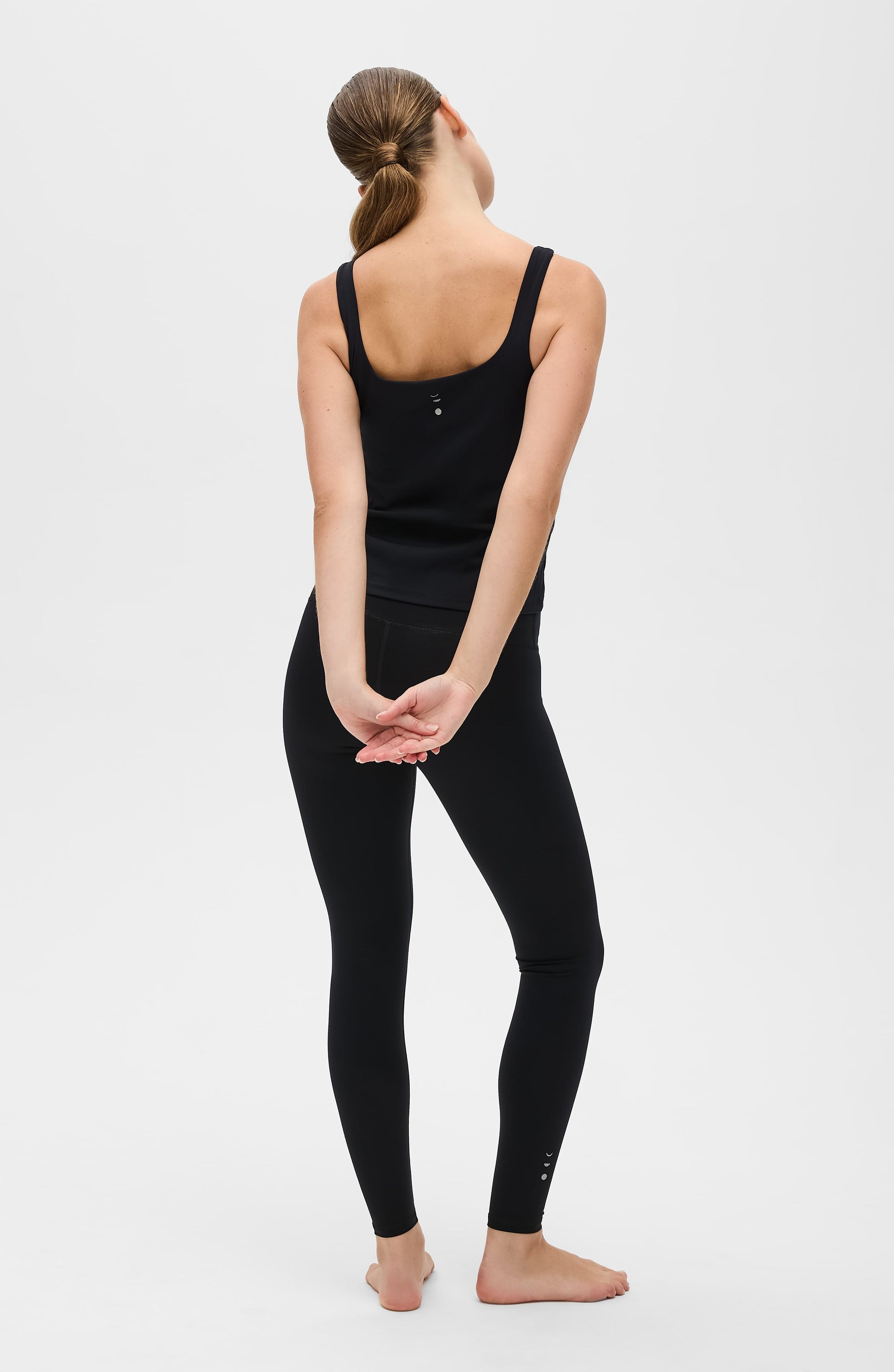 Lisse Compression Leggings in Black / Noir view 7 - Athelisse (bottom)