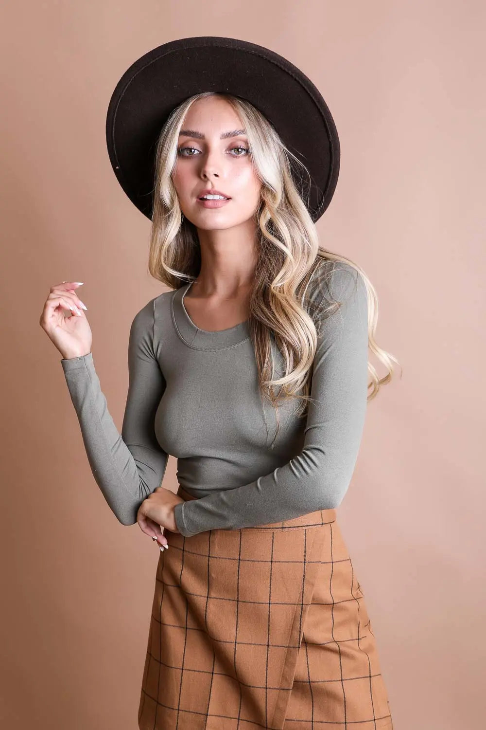Long Sleeve Fitted Crop Top - MeeeShop Women's Fashion