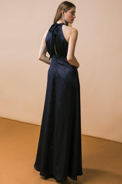 Lookbook Favorite Woven Midi Dress view 9 - Lookbook Fashion Dreamer