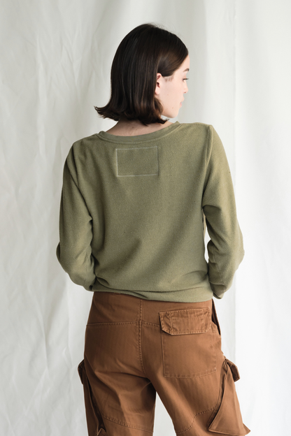 Mellow Crewneck in M view 5 - Mellow Mushroom Crewneck (piece)