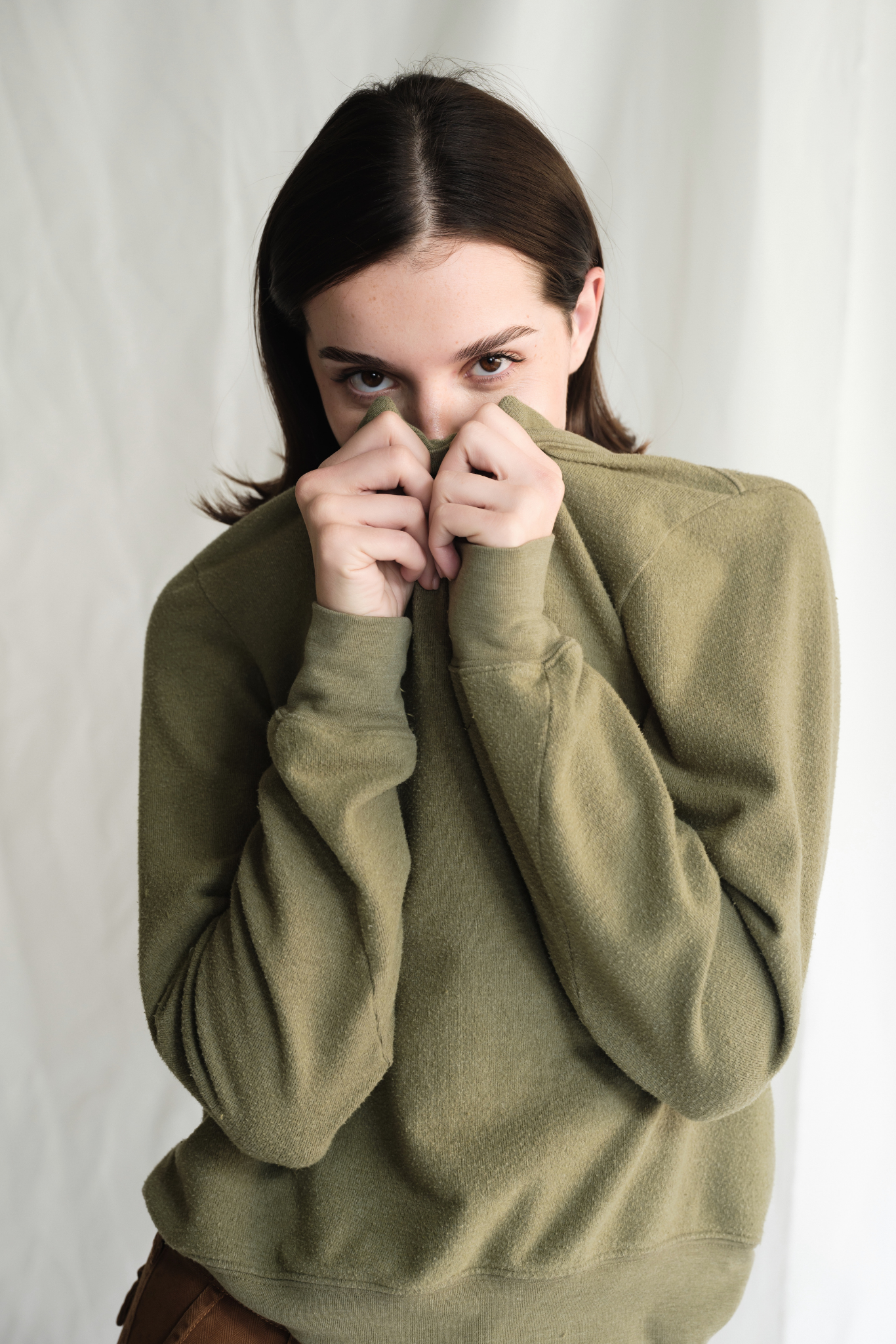 Mellow Crewneck in S view 3 - Mellow Mushroom Crewneck (piece)