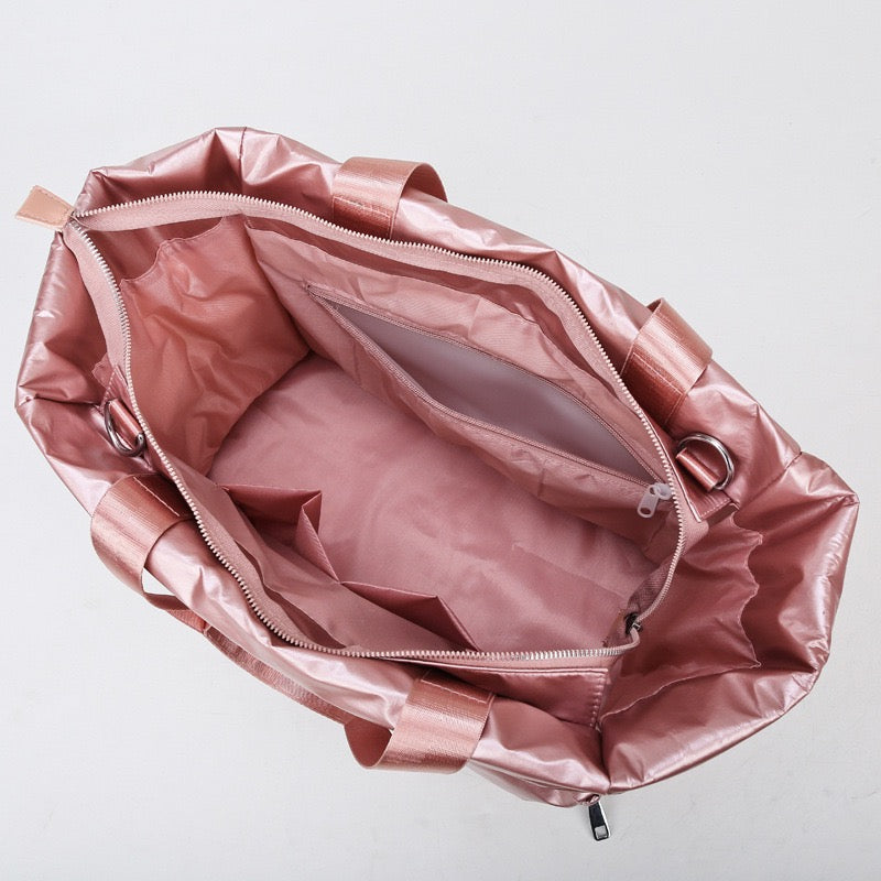 Metallic Puffer Tote view 16 (bag)