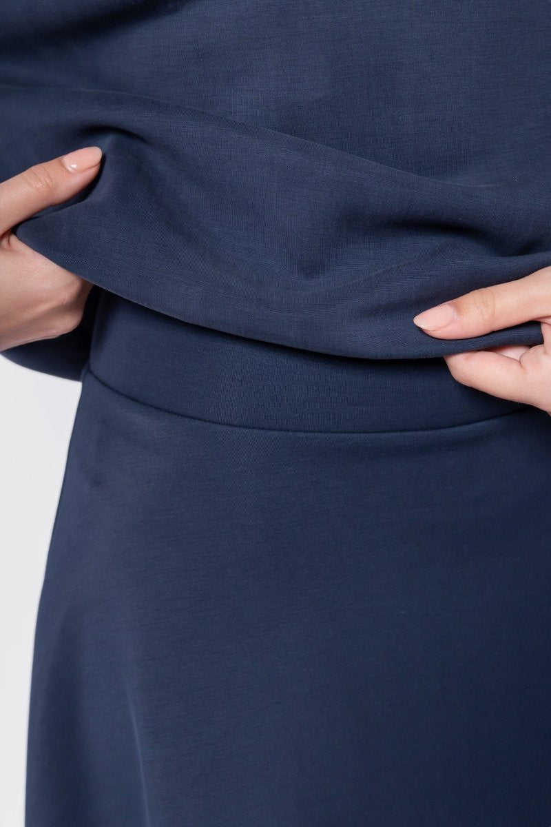 Mina Swing Skirt 26" (Navy)