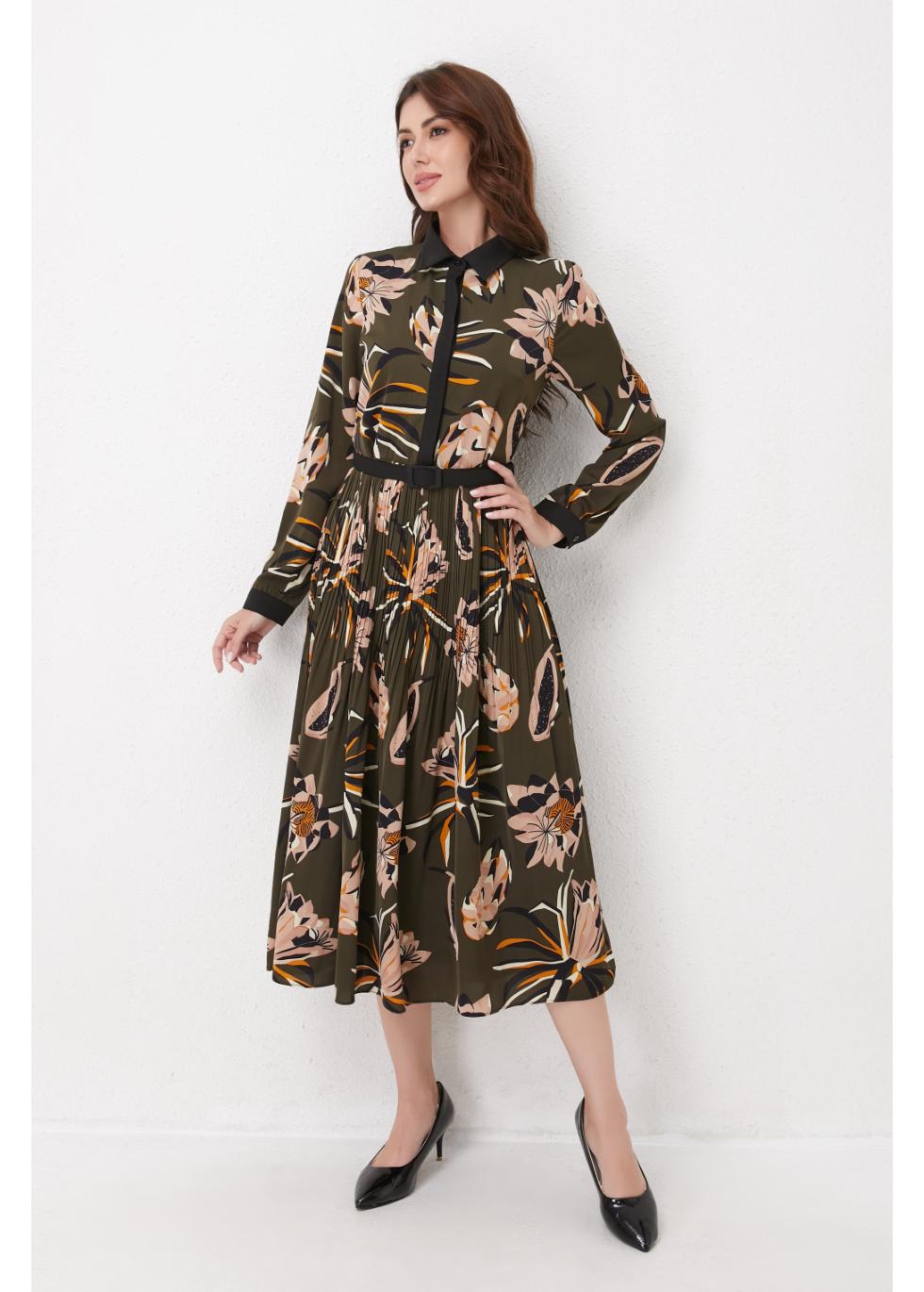 Missfinchnyc Botanical Pleated Midi Dress in M view 3 - Apricot Botanical Garden Pleated Dress