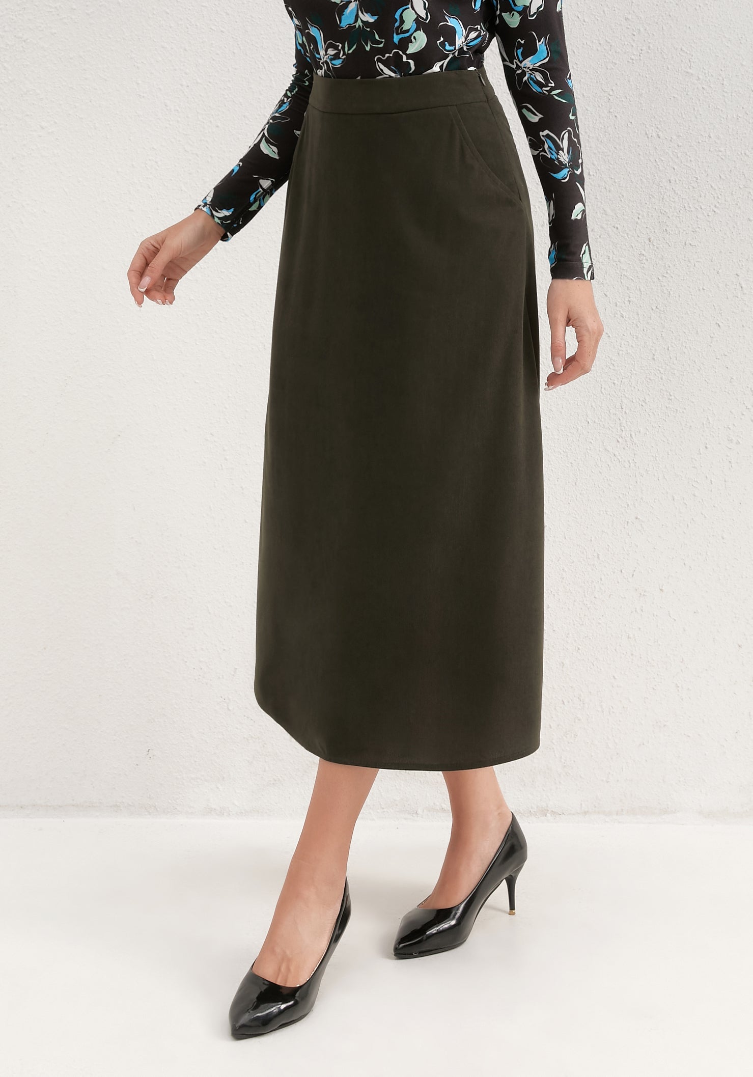 Missfinchnyc Emerald Corduroy Skirt in XL view 5 - Emerald Green Corduroy Skirt