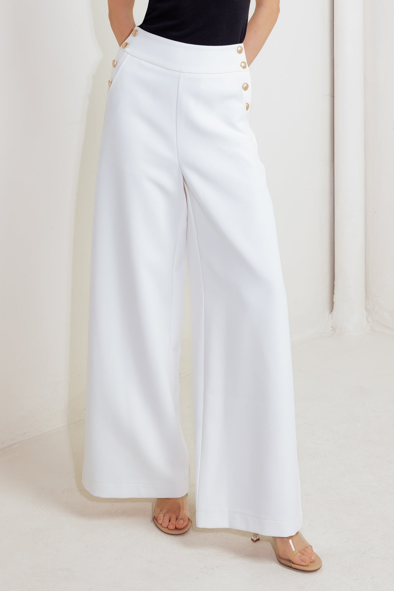 Modern Edge Woven Pants in OFF WHITE (bottom)