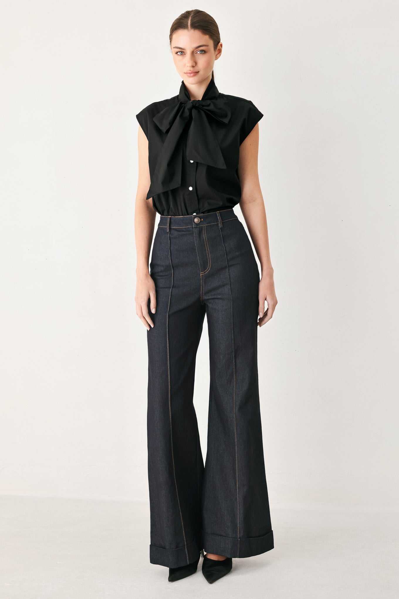 Modern Statement Bow Woven Top in BLACK view 4