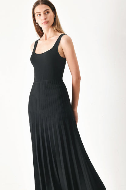 Mono Form Sweater Knit Midi Dress in BLACK view 3 - Fall Wardrobe Essential - Dress Sweater