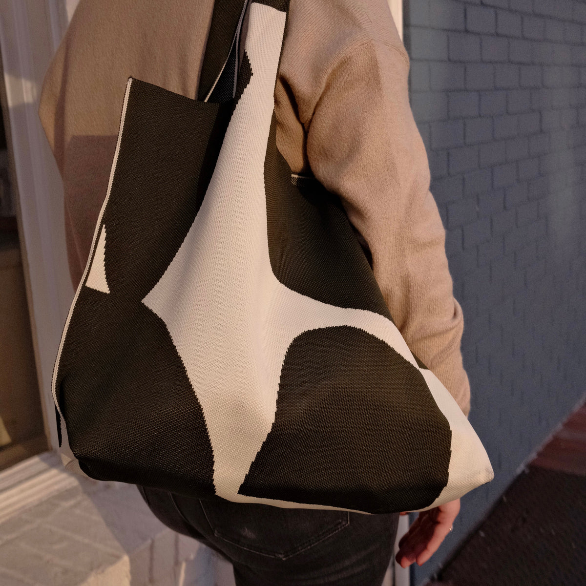 Moody Green Signature Tote view 8 - Moody Tote Bag