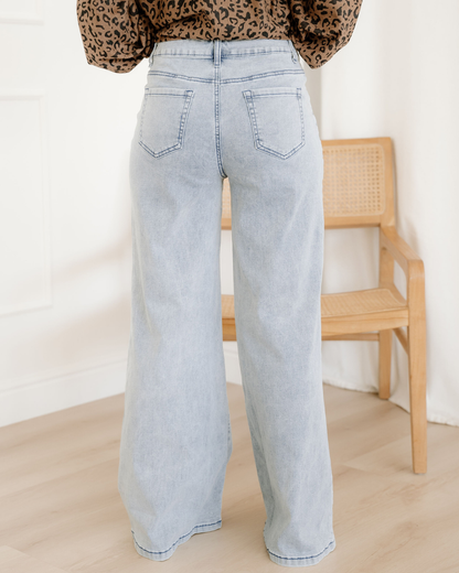 Naia Button Zip High Waist Flared Hem Jeans View 6 - MeeeShop Women's Fashion