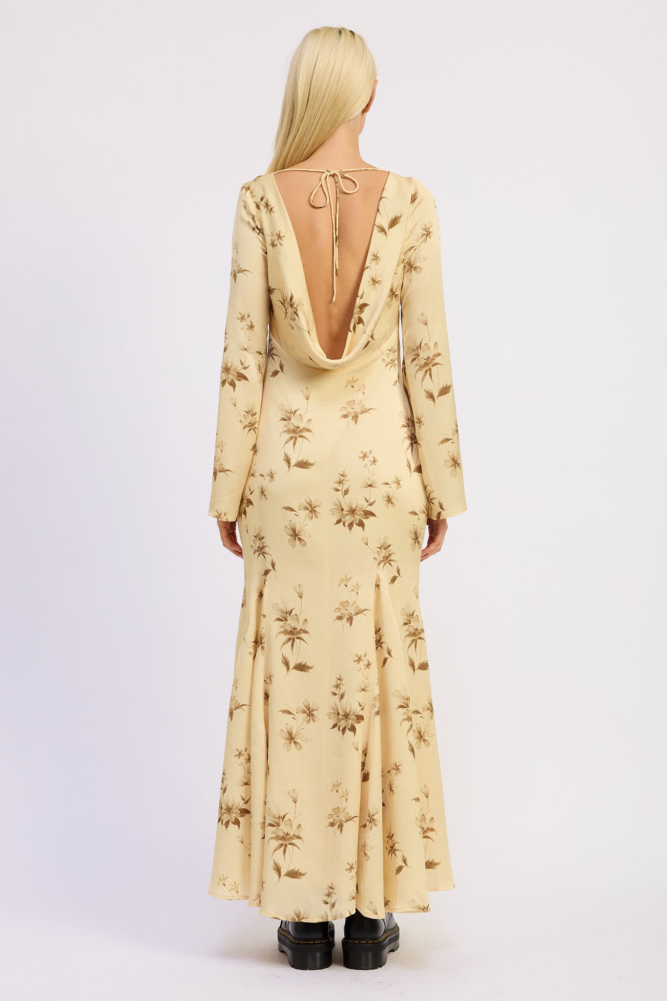 Niamh Maxi Dress in Butter Yellow Print view 3 - Niamh Navy Maxi Dress