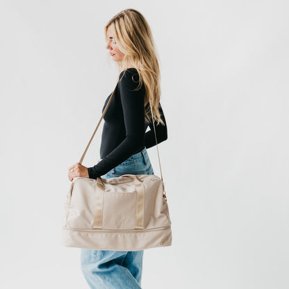 Nissa Nylon Weekender Bag in Black