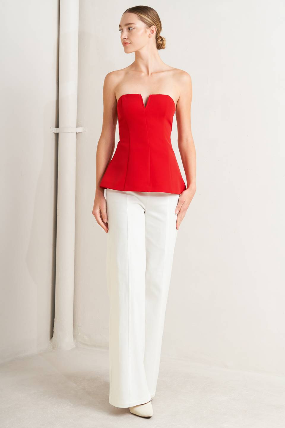 Noir Contour Woven Top in NAVY view 6 - Top Noir Contour Blanc
