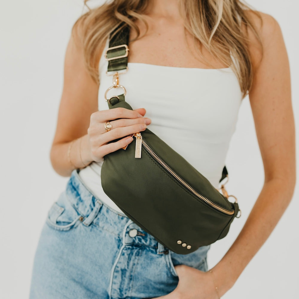 Nylon Susie Sidekick Bum Bag in Black