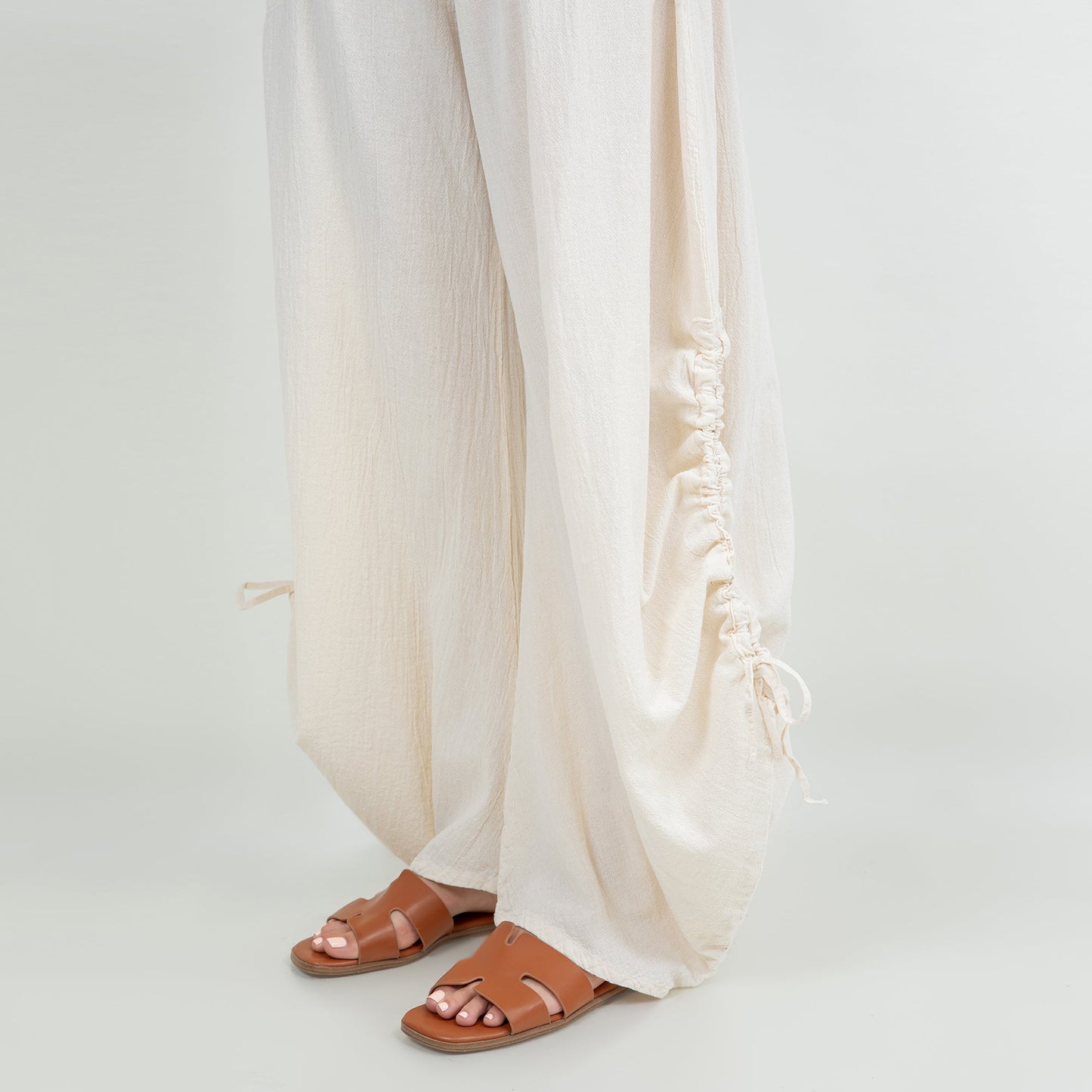 Oana Pants 100% Cotton Gauze in Black view 3 - Pants Gauze Fabric (bottom)