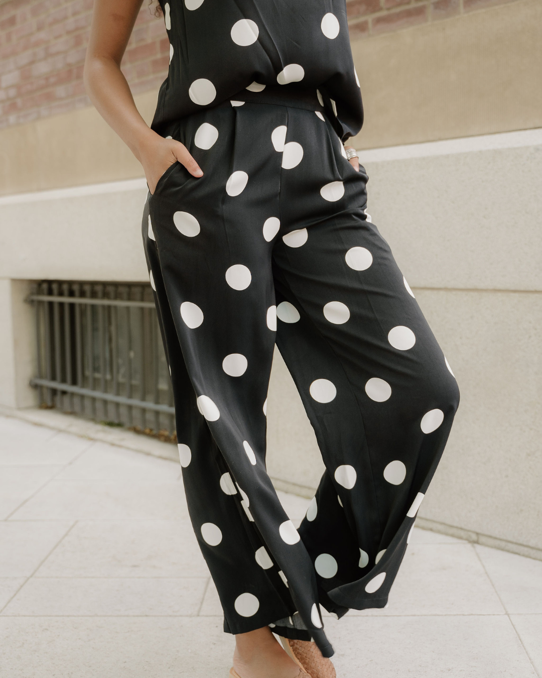 Paris Polka Dot Print Pleated Round Neck Tank Wide Leg Two-piece Outfit view 8 - Pol Outfi (top)