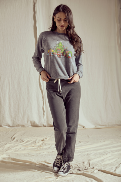 Peanuts Christmas Sweatshirt in M view 3 - Peanuts Christmas Sweatshirt Womens (top)