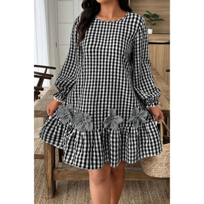 Plus Size Plaid Round Neck Floral Cut Dress in Black view 4 - Curvy Fit - Plus Plaid Skirt