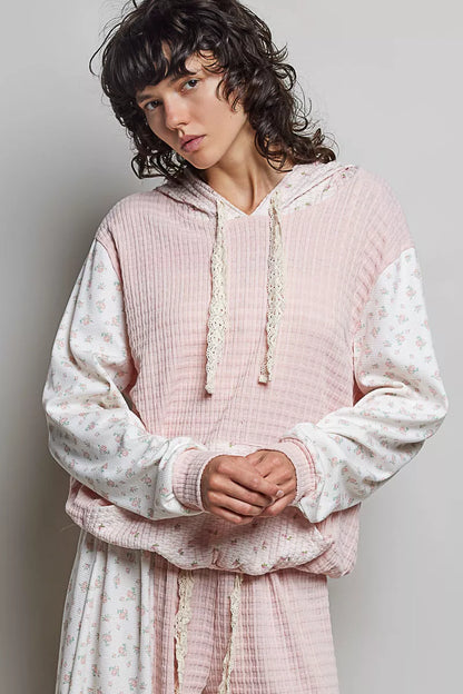 pol mixed knit Pol Mixed Knit Contrast Print Sleeve Hoodie with Kangaroo Pocket view 4 (layer) - shop at us.meeeshop