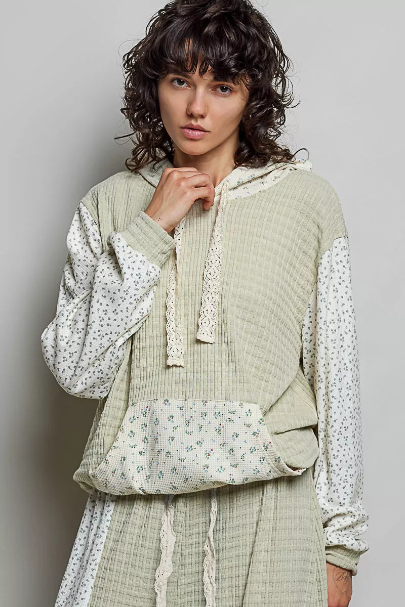 pol mixed knit Pol Mixed Knit Contrast Print Sleeve Hoodie with Kangaroo Pocket view 4 (layer) - shop at us.meeeshop