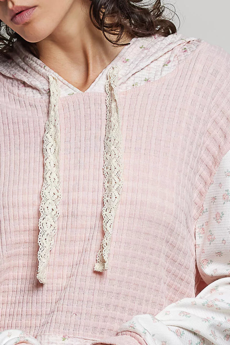 pol mixed knit Pol Mixed Knit Contrast Print Sleeve Hoodie with Kangaroo Pocket view 6 (layer) - shop at us.meeeshop
